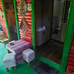 Tuana Garden Alojamento de Acomodação e Pequeno-almoço 3*