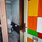 Alojamento de Acomodação e Pequeno-almoço Tuana Garden 3*