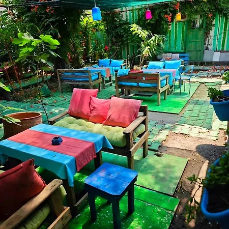 Couette-café Tuana Garden *