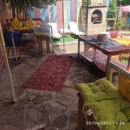 Tuana Garden Bed & Breakfast