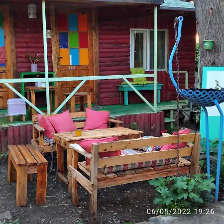 Tuana Garden Bed & Breakfast *