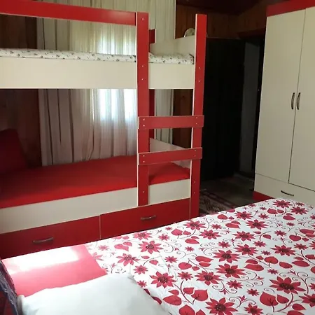 Tuana Garden Alojamento de Acomodação e Pequeno-almoço *