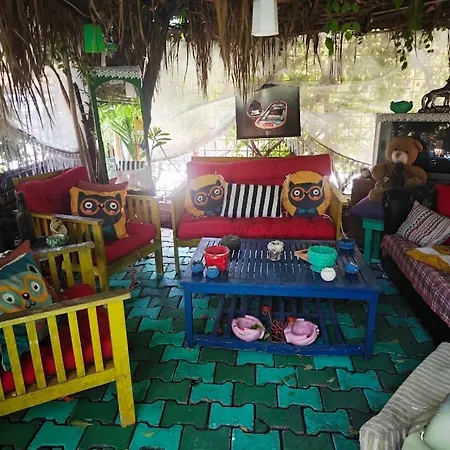 לינה וארוחת בוקר Tuana Garden