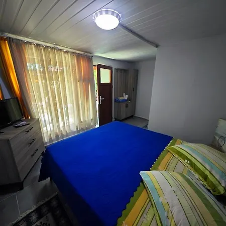 Tuana Garden 3* סייד