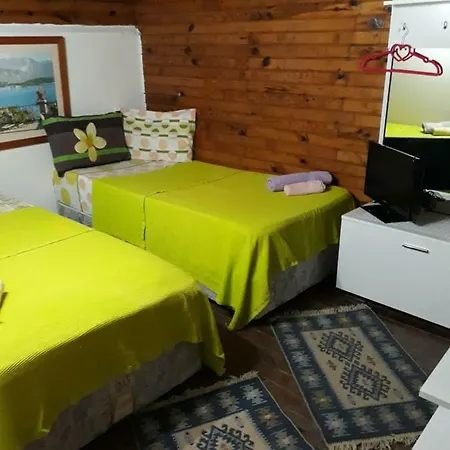 Tuana Garden לינה וארוחת בוקר סייד