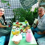 Tuana Garden Bed & Breakfast 3*