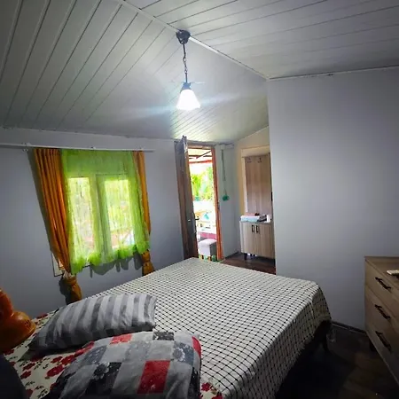 Tuana Garden Bed and breakfast