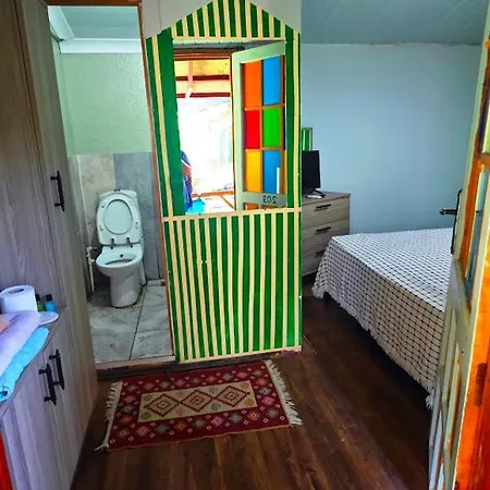 Bed and breakfast Tuana Garden