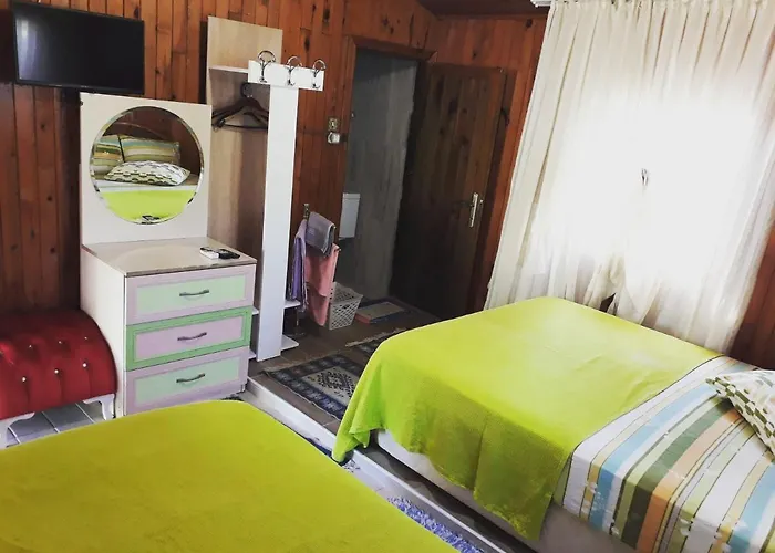 Bed and Breakfast Tuana Garden 3*